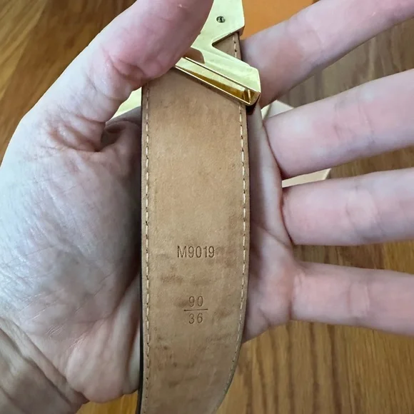 Louis Vuitton belt - Picture 2 of 4